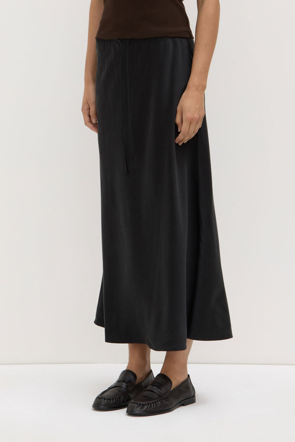 Pippa_Silk_Skirt_Black_2036jpeg