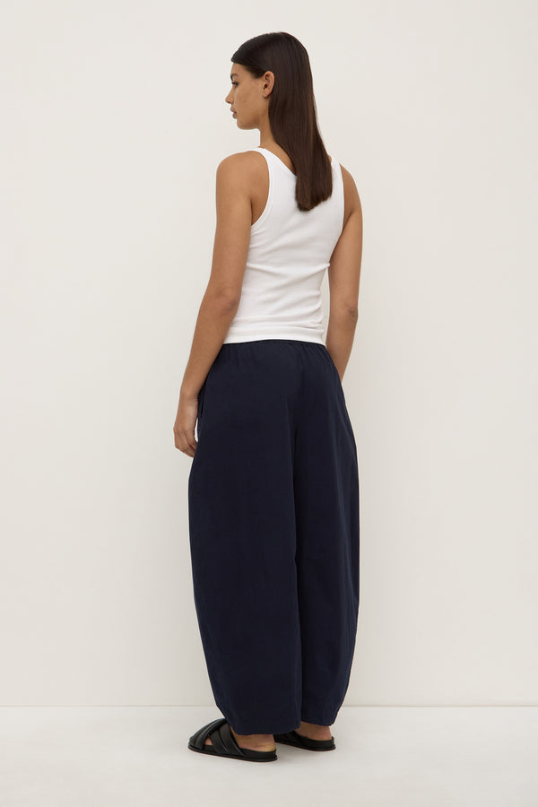 Lola Barrel Pant