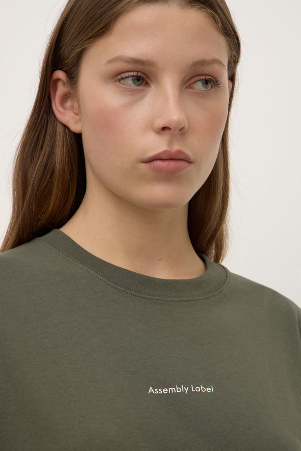 Womens_Atelier_Logo_Tee_Moss_1885