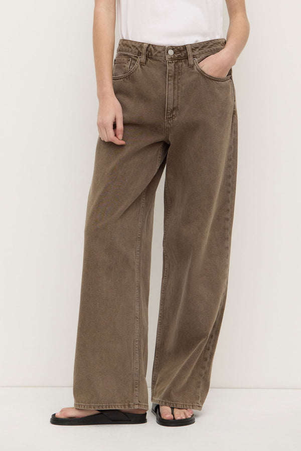 Womens_Boyfriend_Jean_Ganache_1150jpeg