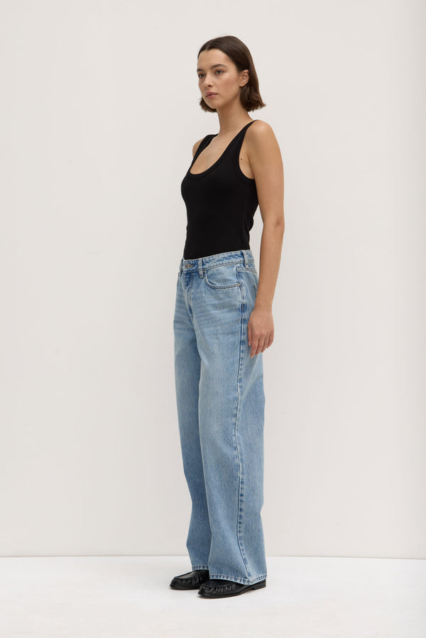 Womens Relaxed Jean