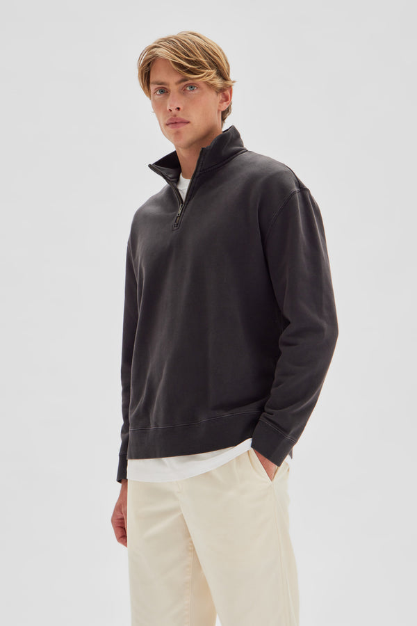 Half zip fleece black hot sale